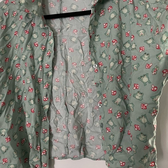 Hot Topic Frog Mushroom Button Up Shirt Green Kawaii Y2K Style Sz M - Picture 3 of 6